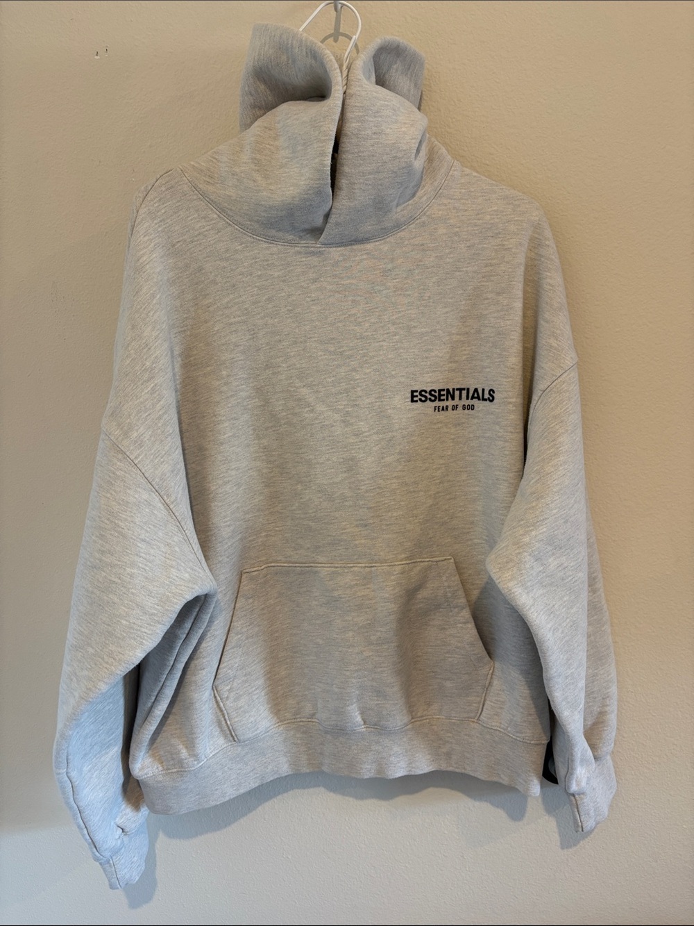 Essentials Men's Crewneck Hoodie in Light Gray (unisex)